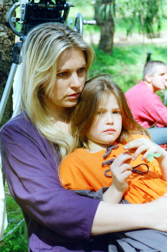 5-year-old Refaeli with her mother Tzipi Levine in 1990