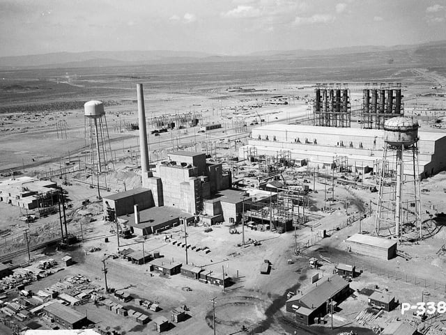 Aerial view of Hanford B-Reactor site, June 1944