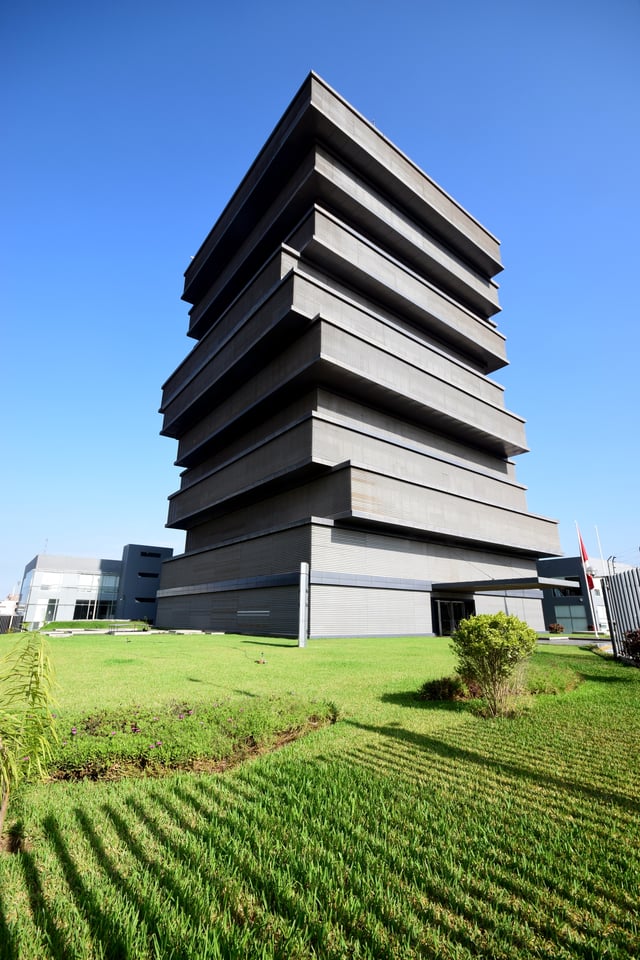 Edificio Ministerio de Educación (Ministry of Education), San Borja.