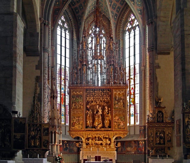 Main altar in Basilica of St. James from the workshop of Master Paul of Levoča, highest wooden altar in the world, 1517