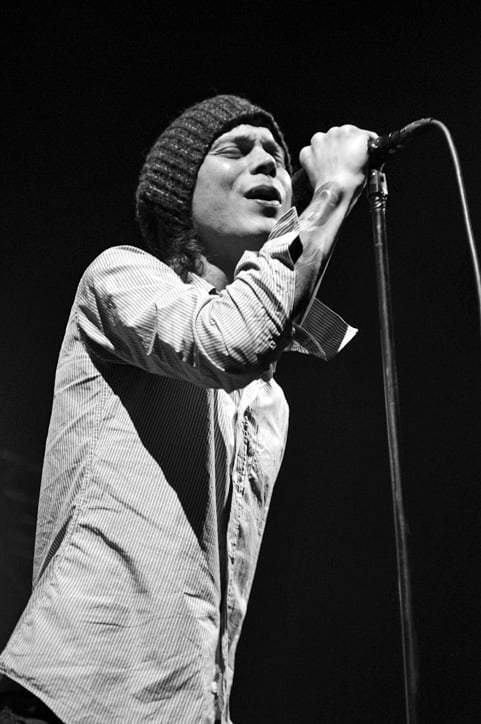 Valo performing at Soundwave Festival in March 2010