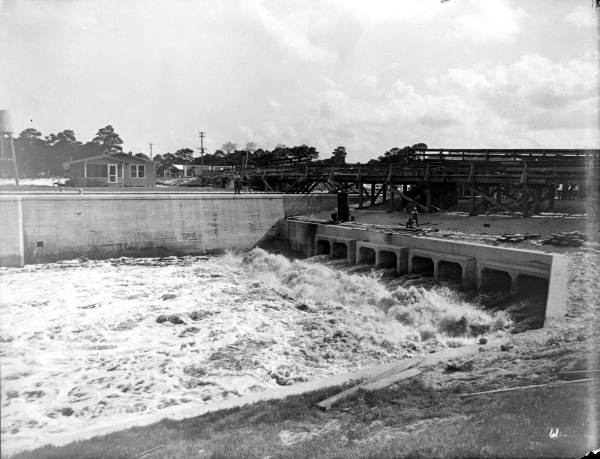 A canal lock in the Everglades Drainage District around 1915