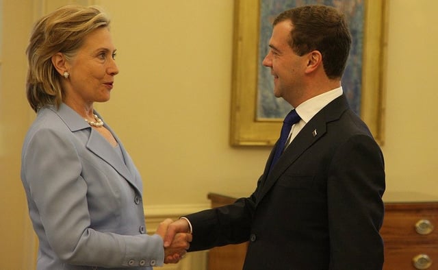 Medvedev meets with Secretary of State Hillary Clinton, 2010