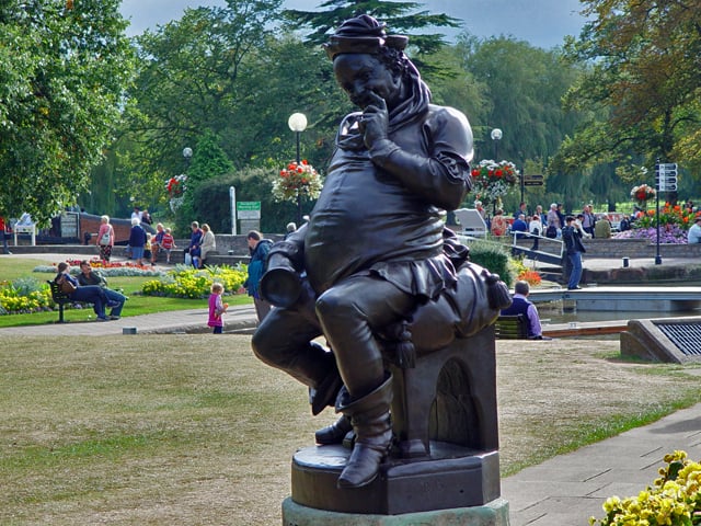 Statue of Falstaff in Bancroft Gardens