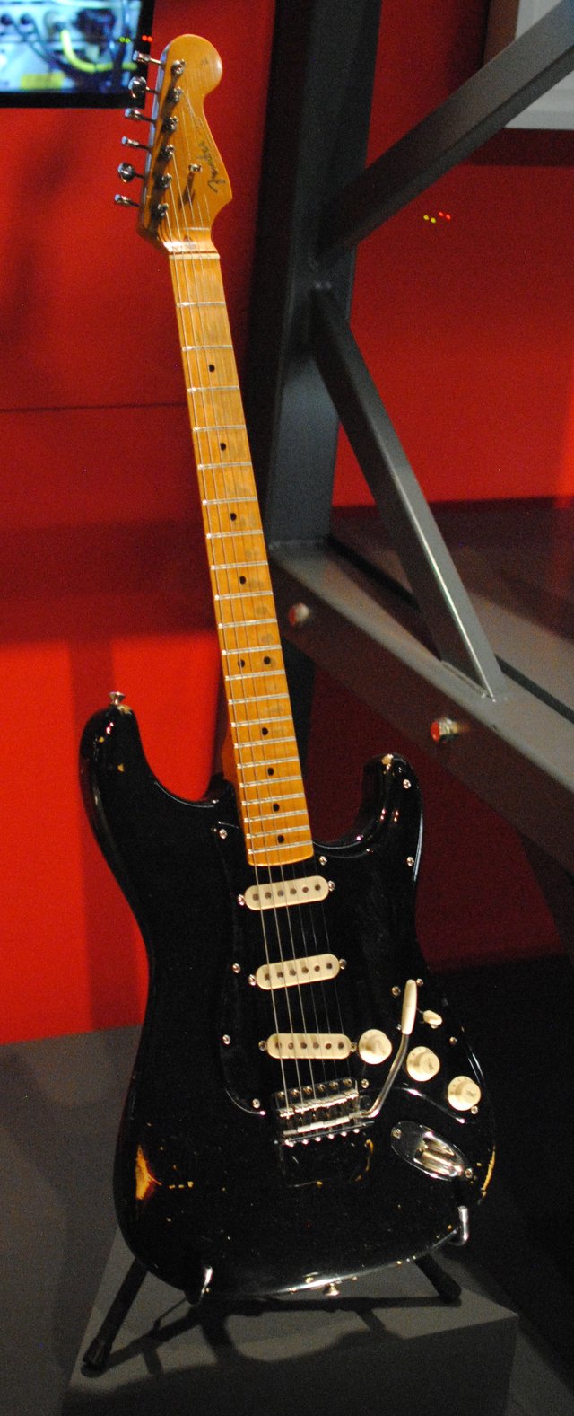 Gilmour's "Black Strat" on display at the Pink Floyd: Their Mortal Remains exhibition. It was auctioned for charity in 2019 for $3.9 million, making it the most expensive guitar ever sold at auction.