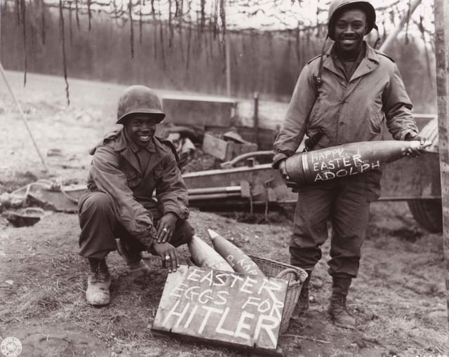 155 mm American artillery shells, March 1945