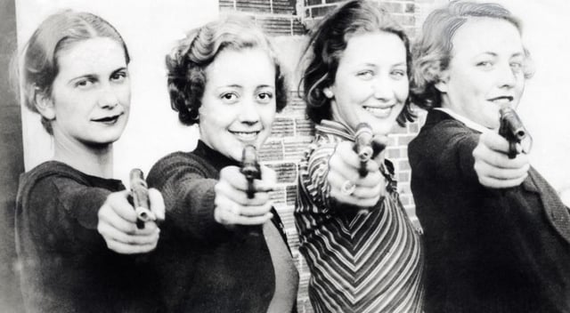 Ladies champion team of the Missouri University shooting club, 1934