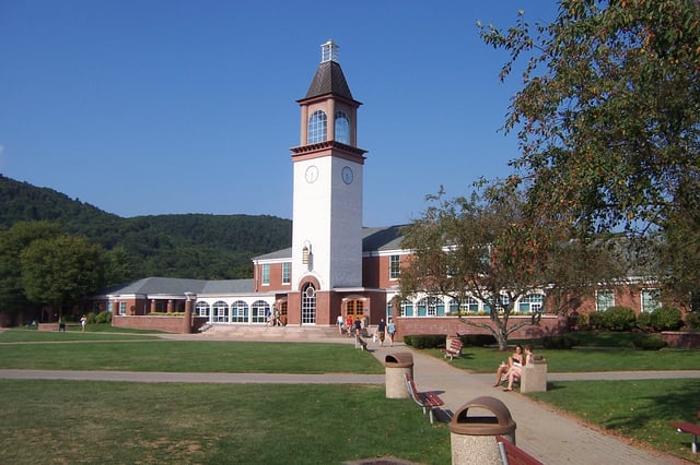 Quinnipiac's Arnold Bernhard Library and clock tower, focus of main campus quadrangle, August 2008