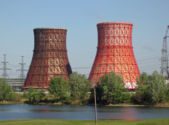 Large hyperboloid cooling towers made of structural steel for a power plant in Kharkov (Ukraine)
