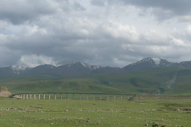 Southern Xinjiang Railway