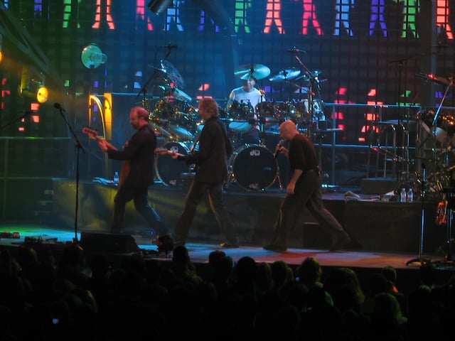 Collins performing with Genesis at the Wachovia Center, Philadelphia, Pennsylvania, U.S., 2007