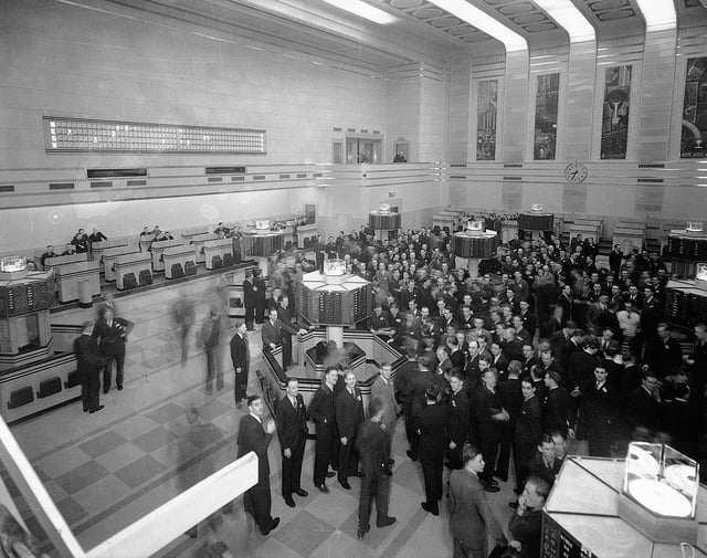 By 1934 the Toronto Stock Exchange emerged as the country's largest stock exchange.