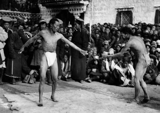 Tibetan wrestlers in 1938