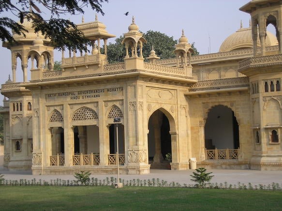 The Hindu Gymkhana Building was built by Hindus who migrated after the independence of Pakistan, though the building was repurposed to house the National Academy of Performing Arts.