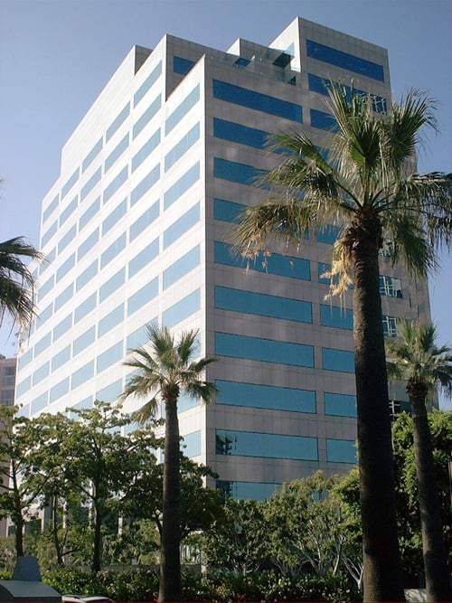 801 North Brand, one of Glendale's many modern skyscrapers: Companies such as Nestlé, NexusLab, Great West Life, Citi, Unum, and Cigna have offices downtown.