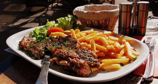 Steak frites in Fontainebleau, France
