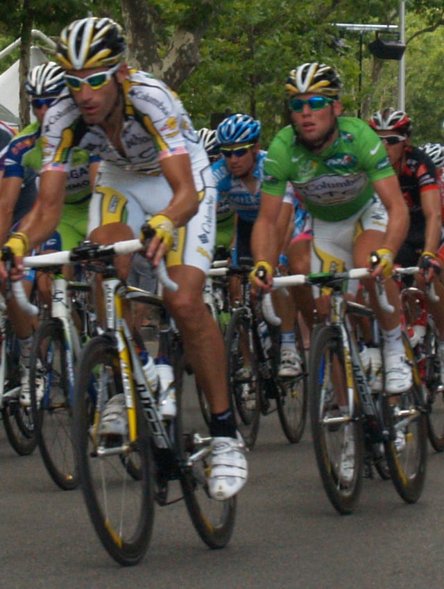 George Hincapie and Mark Cavendish in the green jersey during Stage 3 of the 2009 Tour de France