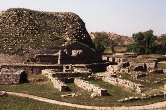 The Dharmarajika stupa in Taxila, modern Pakistan, is also thought to have been established by Emperor Asoka.