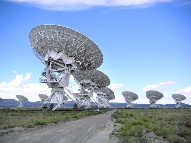 The Very Large Array in New Mexico, an example of a radio telescope