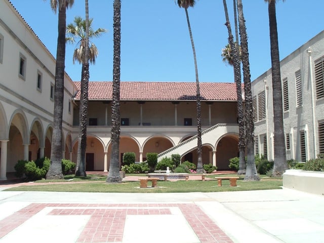 Torrance High School was used as a primary filming location for the fictional West Beverly High School.
