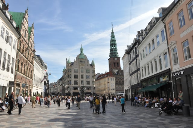 The central square, Amagertorv, dates back to the Middle Ages