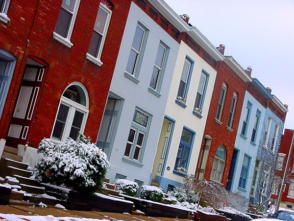 Many houses in Lafayette Square are built with a blending of Greek Revival, Federal and Italianate styles