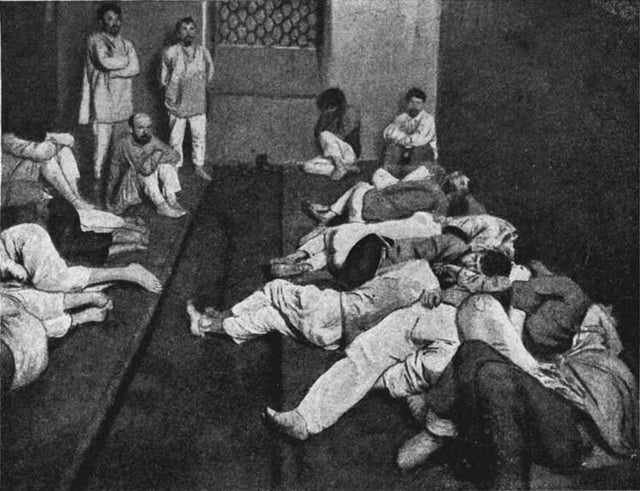 This 1914 photo shows intoxicated men at a sobering-up room.