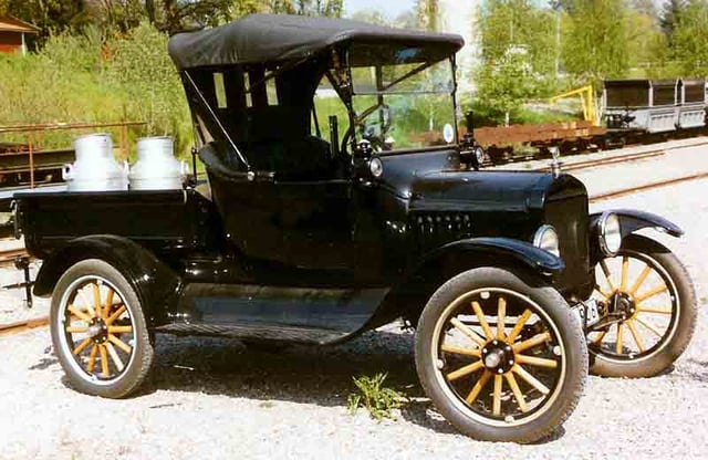 A 1922 Ford Model T pickup
