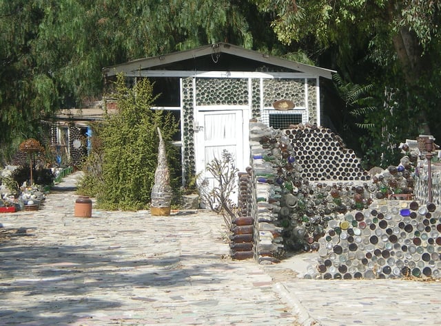 Grandma Prisbrey's Bottle Village (3)
