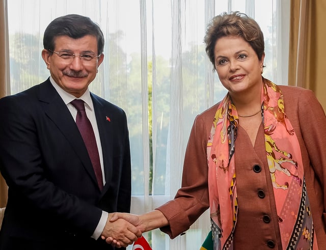 Davutoğlu with Brazilian President Dilma Rousseff in November 2014.