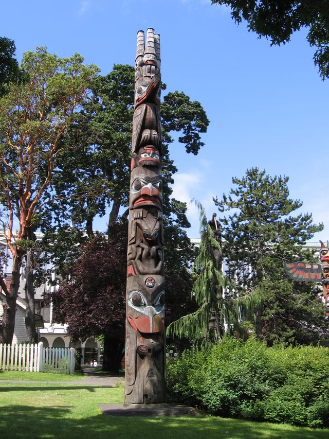 Haida totem pole, Thunderbird Park, Victoria, British Columbia