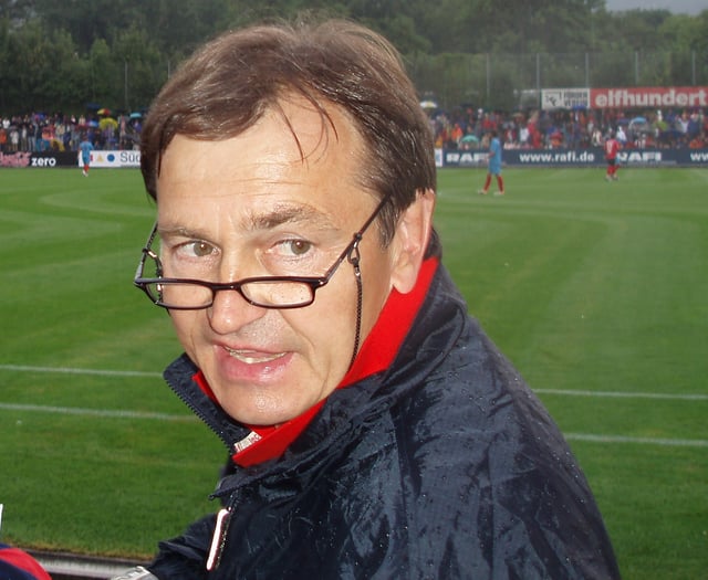 Ewald Lienen, coach who saved Oțelul from relegation in 2014, despite a difficult financial situation