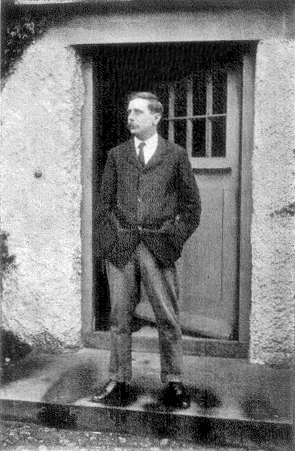 H. G. Wells in 1907 at the door of his house at Sandgate