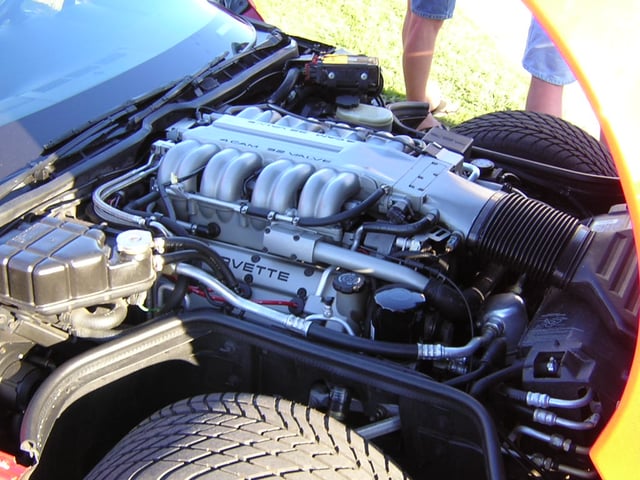A GM LT5 engine