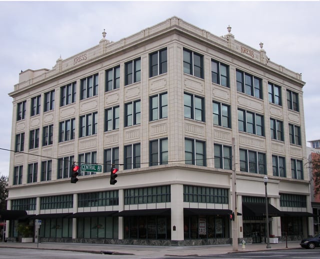 The S. H. Kress and Co. Building is on the National Register of Historic Places.