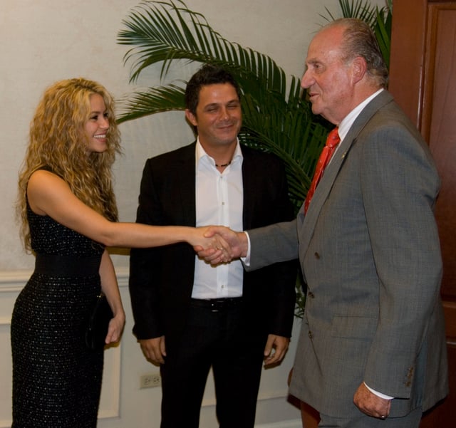 Shakira, Alejandro Sanz and Juan Carlos I, The King of Spain during the Ibero-American Summit of El Salvador