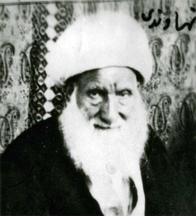 Iranian Shi'a cleric and author Sheikh Ali Akbar Nahavandi.