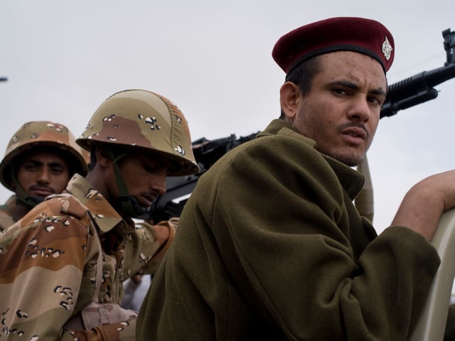 Soldiers of the Yemeni Army in 2011.