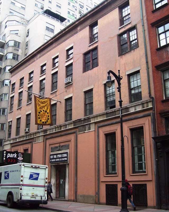 Whitney Museum of American Art's original location, at 8–12 West 8th Street, between Fifth Avenue and MacDougal Street; currently home to the New York Studio School of Drawing, Painting and Sculpture.
