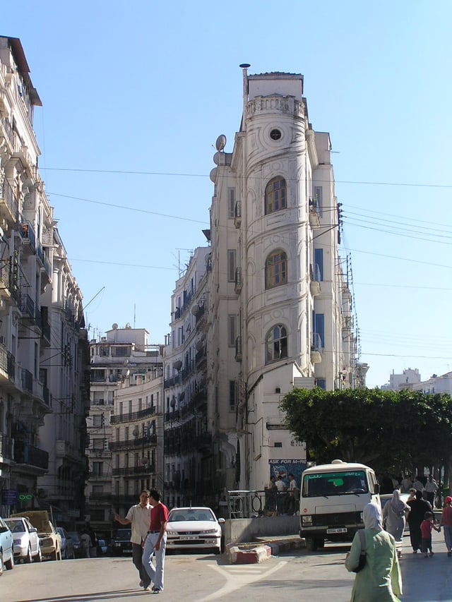 Cosmopolitan Algiers