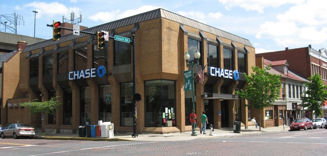 Chase branch located in Athens, Ohio