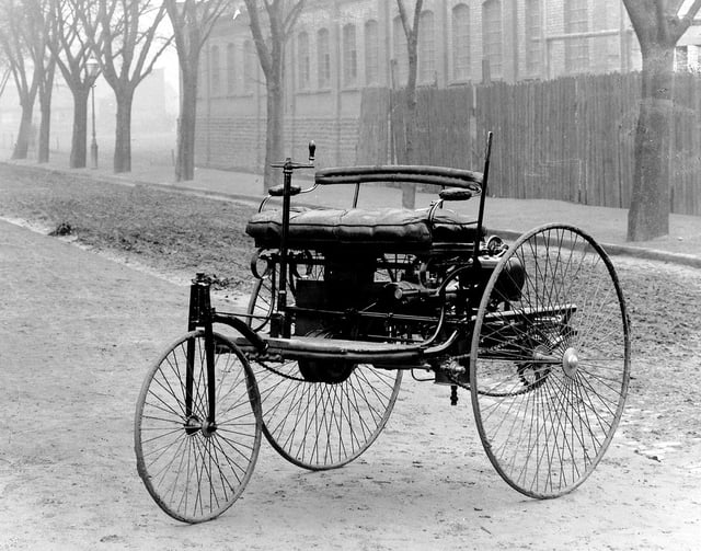 The original Benz Patent-Motorwagen, first built in 1885 and awarded the patent for the concept