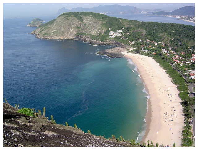 Itacoatiara beach.