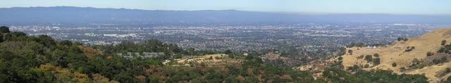 Looking west over northern San Jose (downtown is at far left) and other parts of Silicon Valley. See an up-to-the-minute view of San Jose from the Mount Hamilton web camera   .