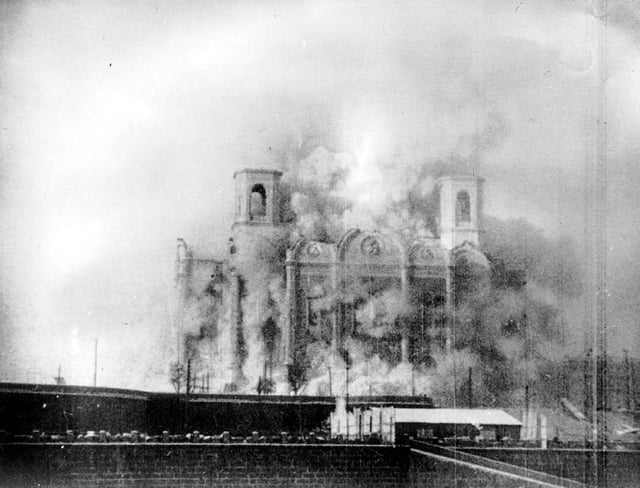 Photograph taken of the 1931 demolition of the Cathedral of Christ the Saviour in Moscow in order to make way for the Palace of the Soviets