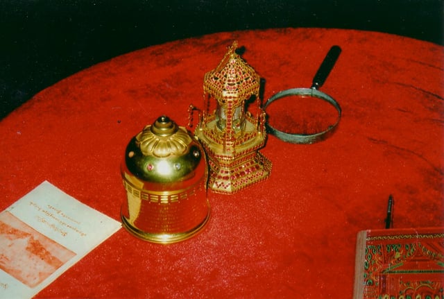 Buddha relics from Kanishka's stupa in Peshawar, Pakistan, now in Mandalay, Burma (2005)