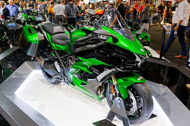 Kawasaki Ninja H2 SX