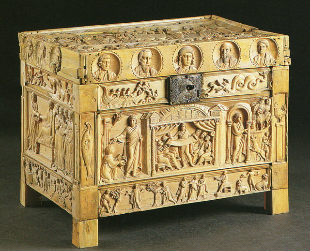 Brescia Casket, an ivory box with Biblical imagery (late 4th century)