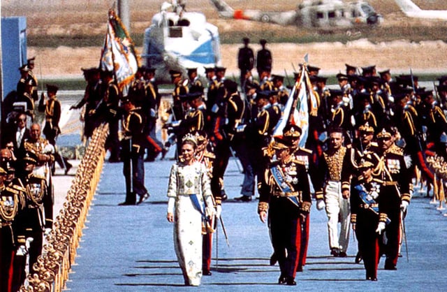 The arrival of Shah Mohammad Reza, Shahbanu Farah and Crown Prince Reza in Pasargadae, in front of Cyrus' tomb, 12 October 1971