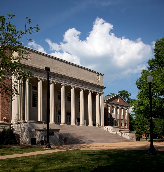 Amelia Gayle Gorgas Library on the Quad